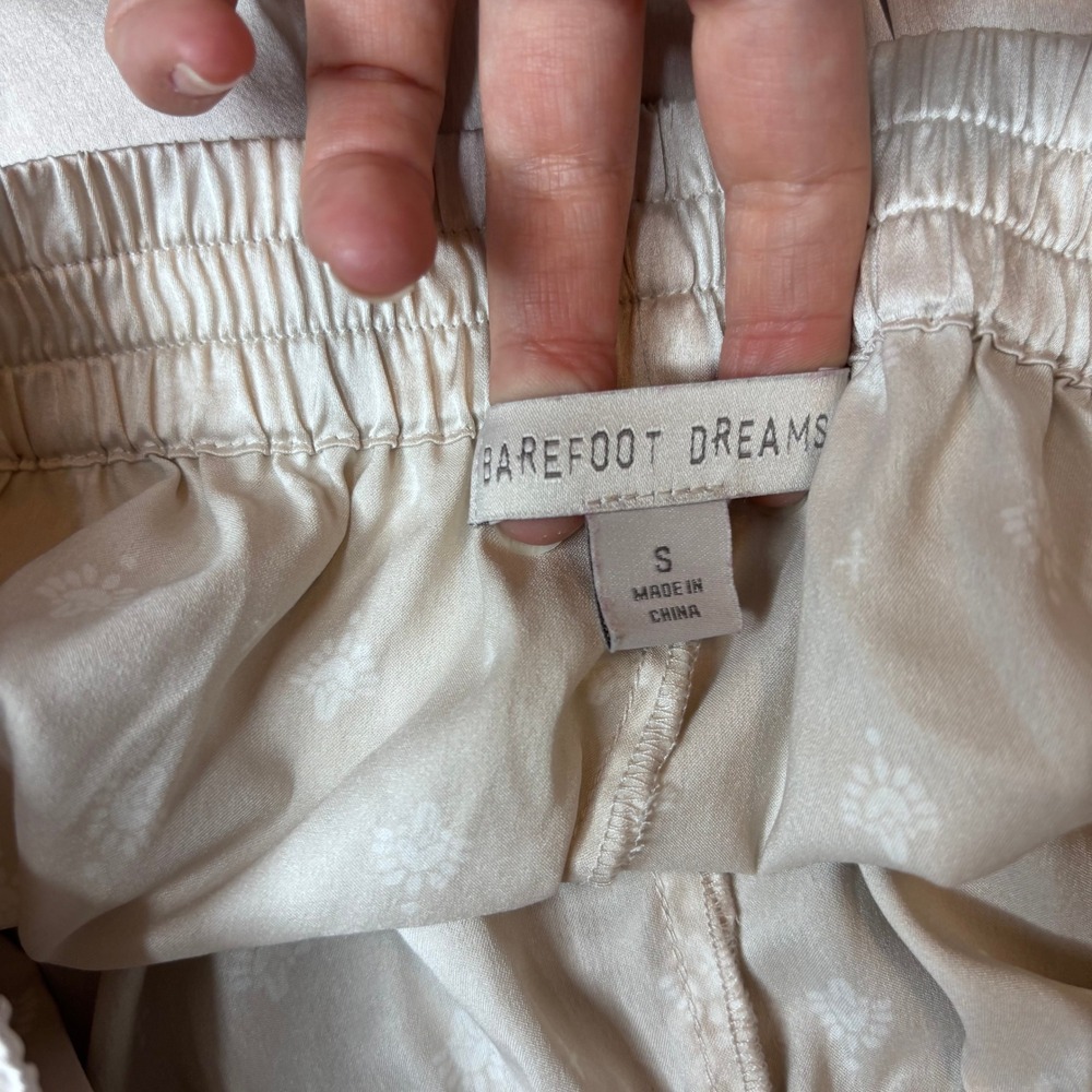 Barefoot Dreams Pajama Pants Women's‎ Small Cream Floral Elastic Waist - Picture 3 of 3